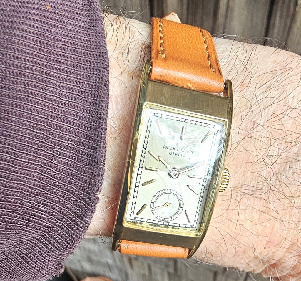 Patek Philippe 425J "Tegolino" Iconic Vintage  Art Deco Watch in Yellow Gold Circa 1948